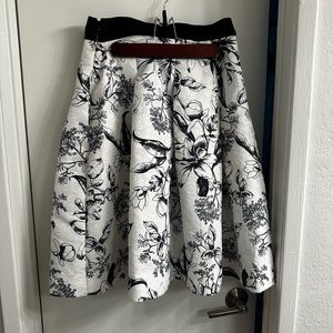 White House black market skirt